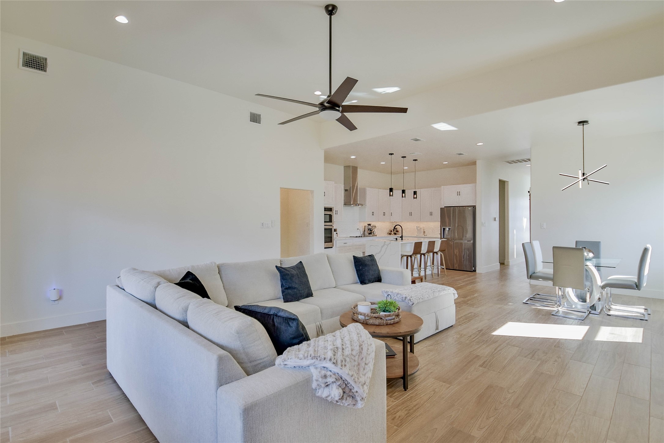 4560 Jackson Bend Court Granbury TX 76049