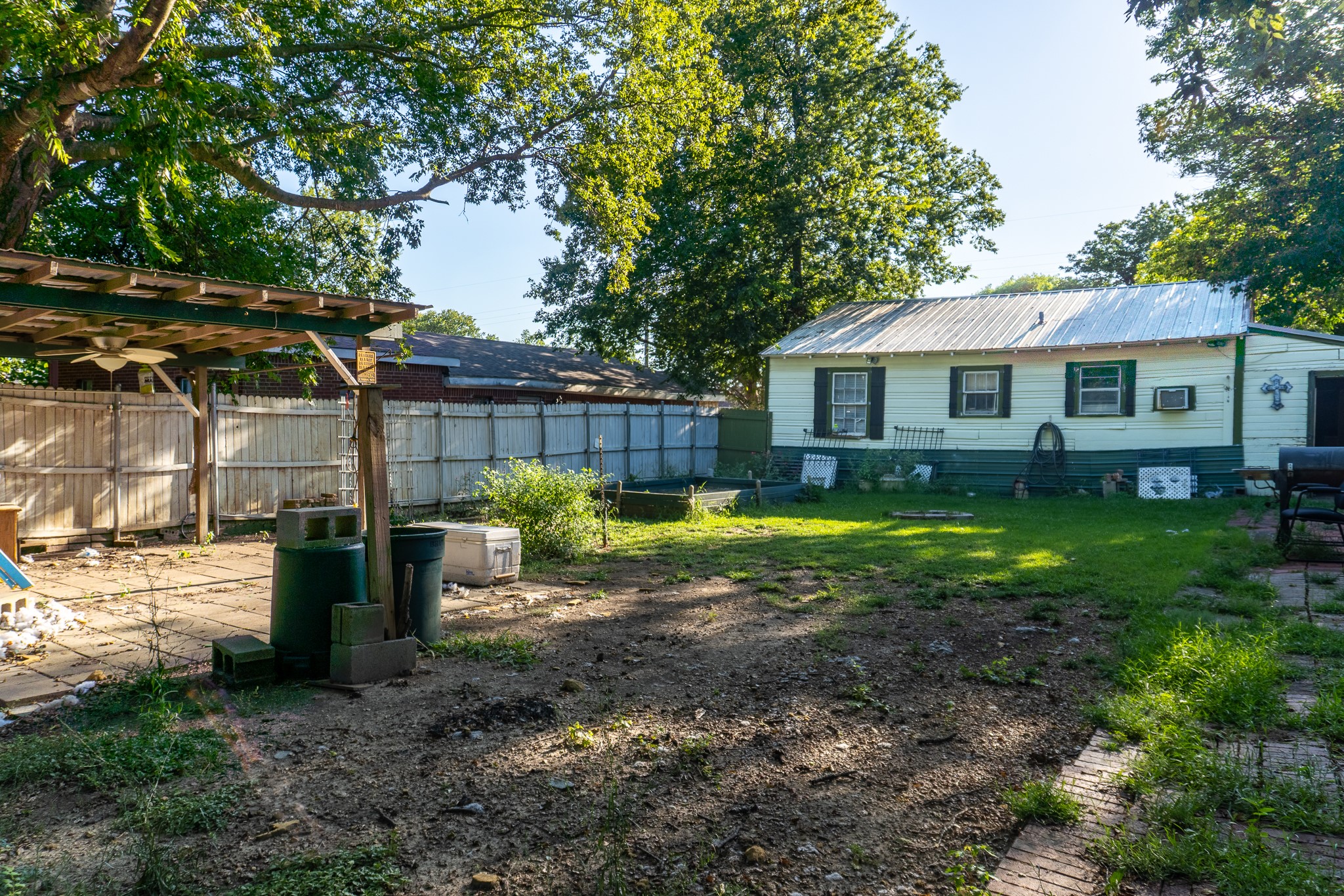 714 Neomi Avenue Dallas TX 75217