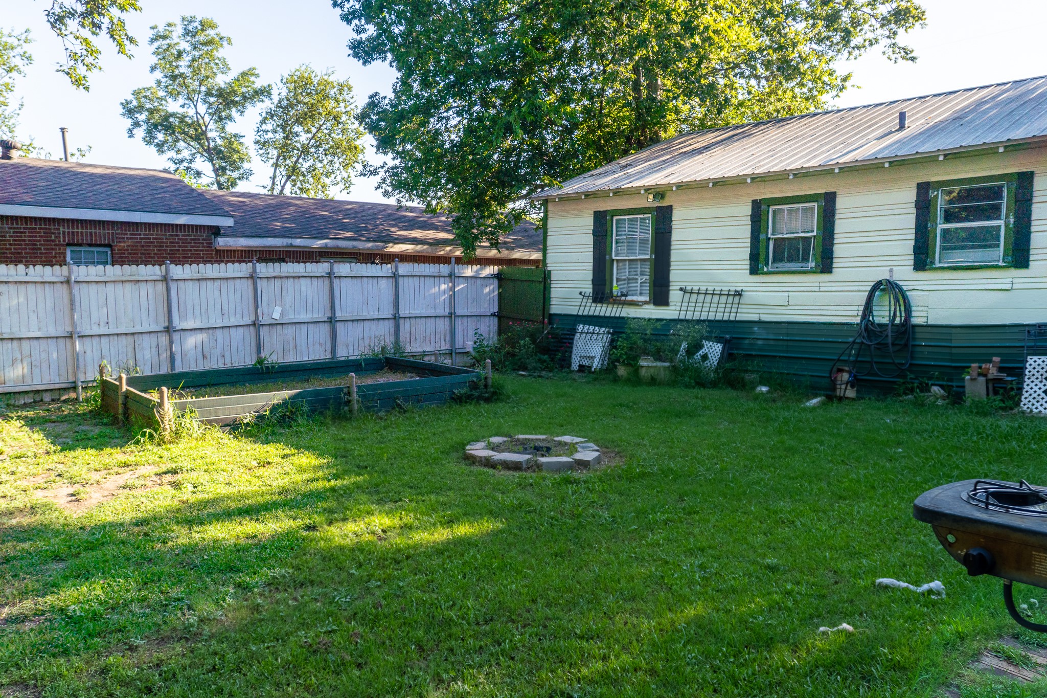 714 Neomi Avenue Dallas TX 75217