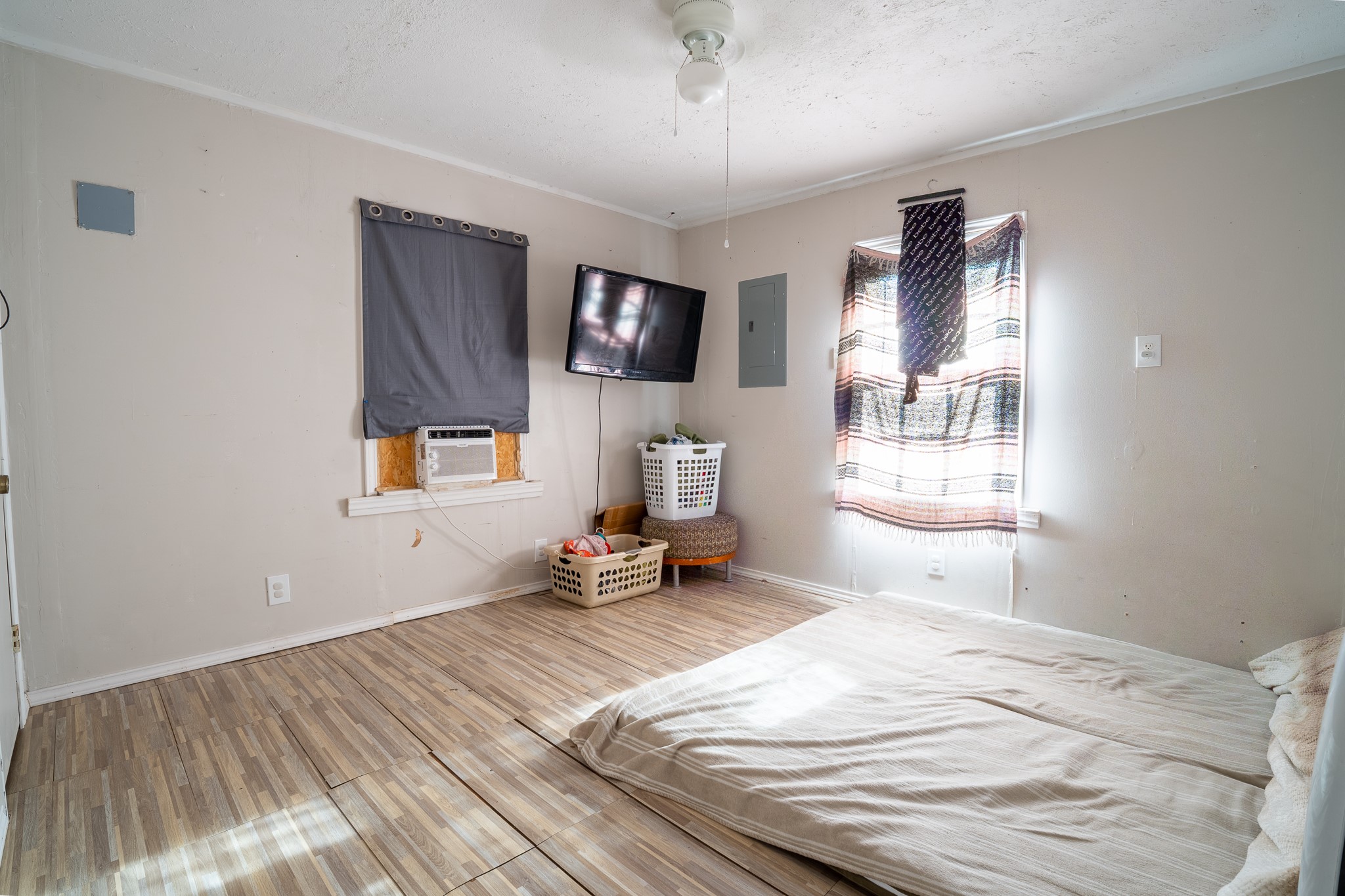 714 Neomi Avenue Dallas TX 75217