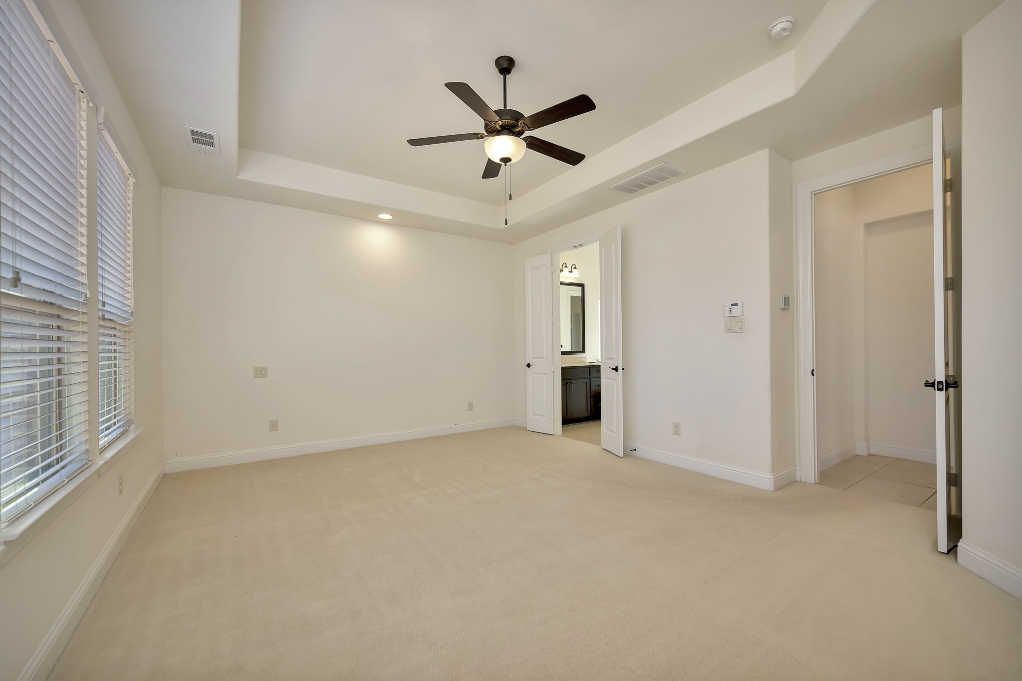 1052 Highpoint Way Roanoke TX 76262