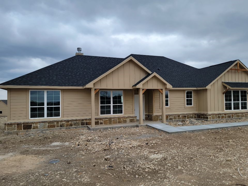 1109 Flagstone Drive Weatherford TX 76085