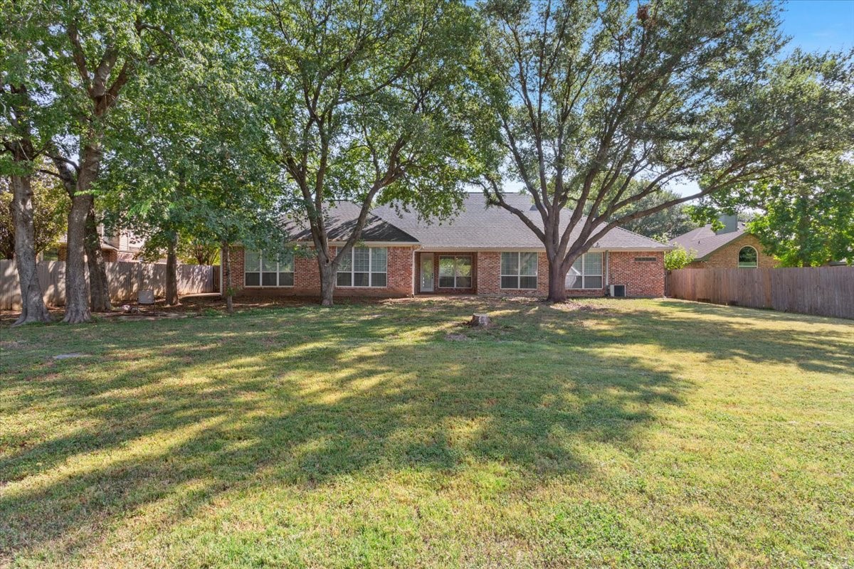 9412 Silverthorn Drive Waco TX 76708
