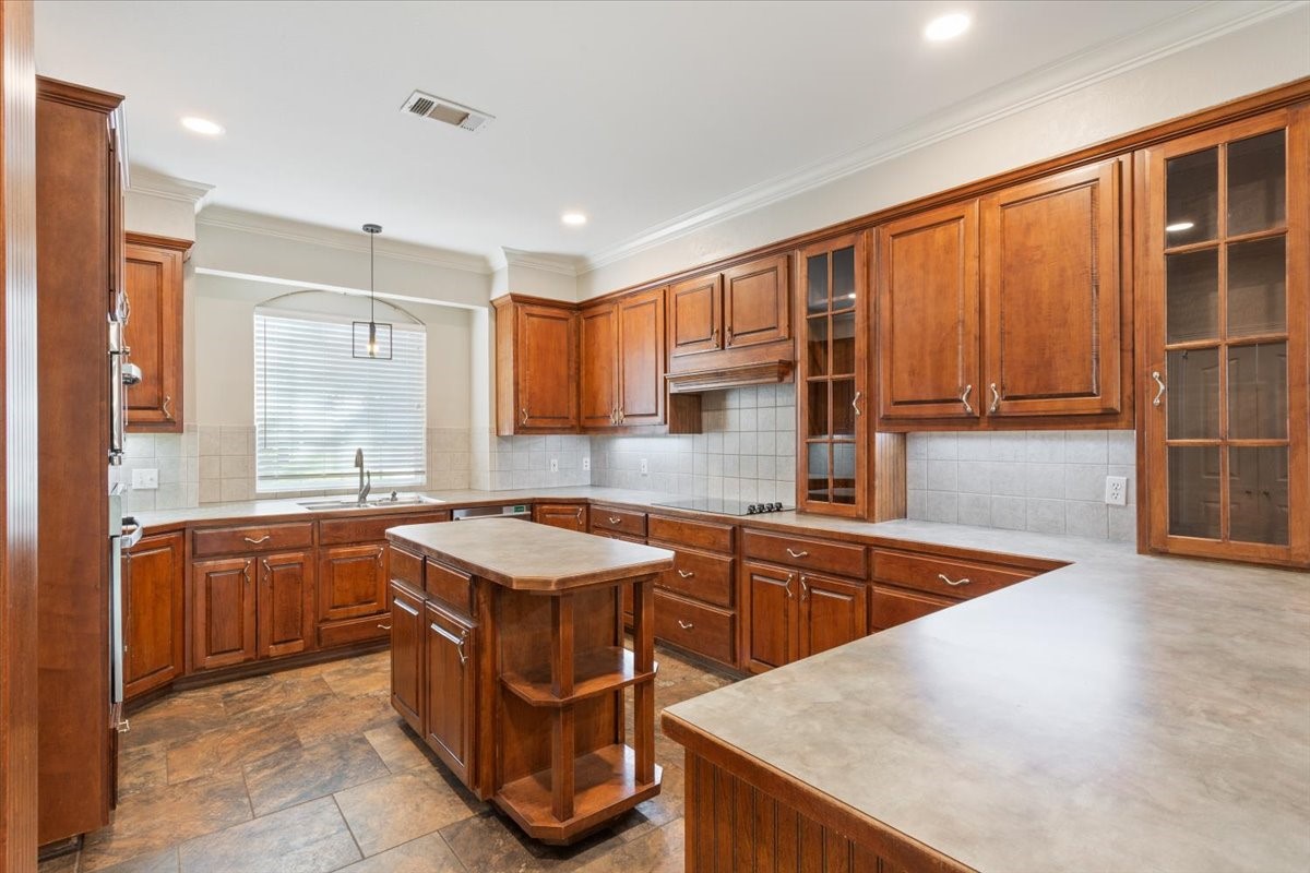 9412 Silverthorn Drive Waco TX 76708