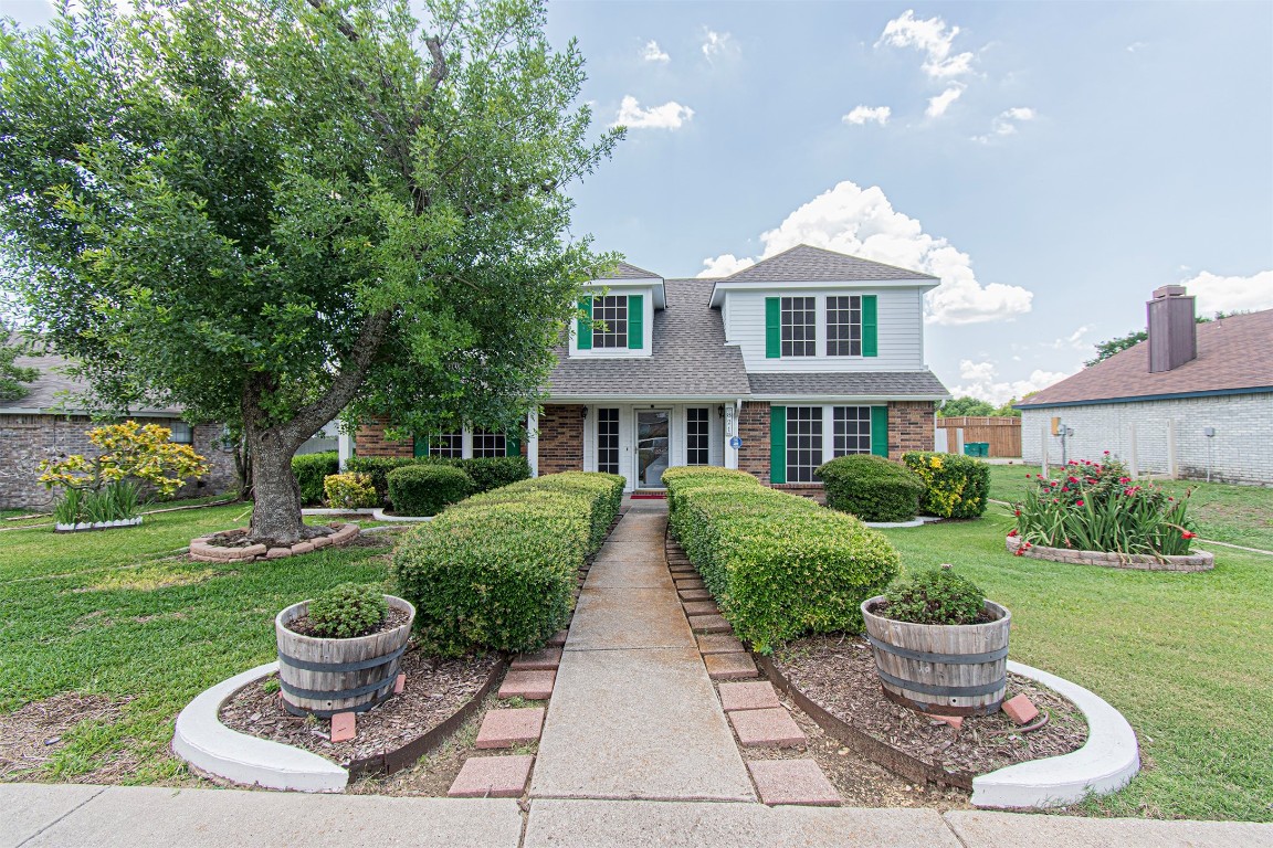 821 Weaver Street Cedar Hill TX 75104