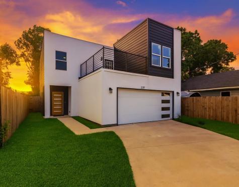 3211 Chihuahua Avenue Dallas TX 75212