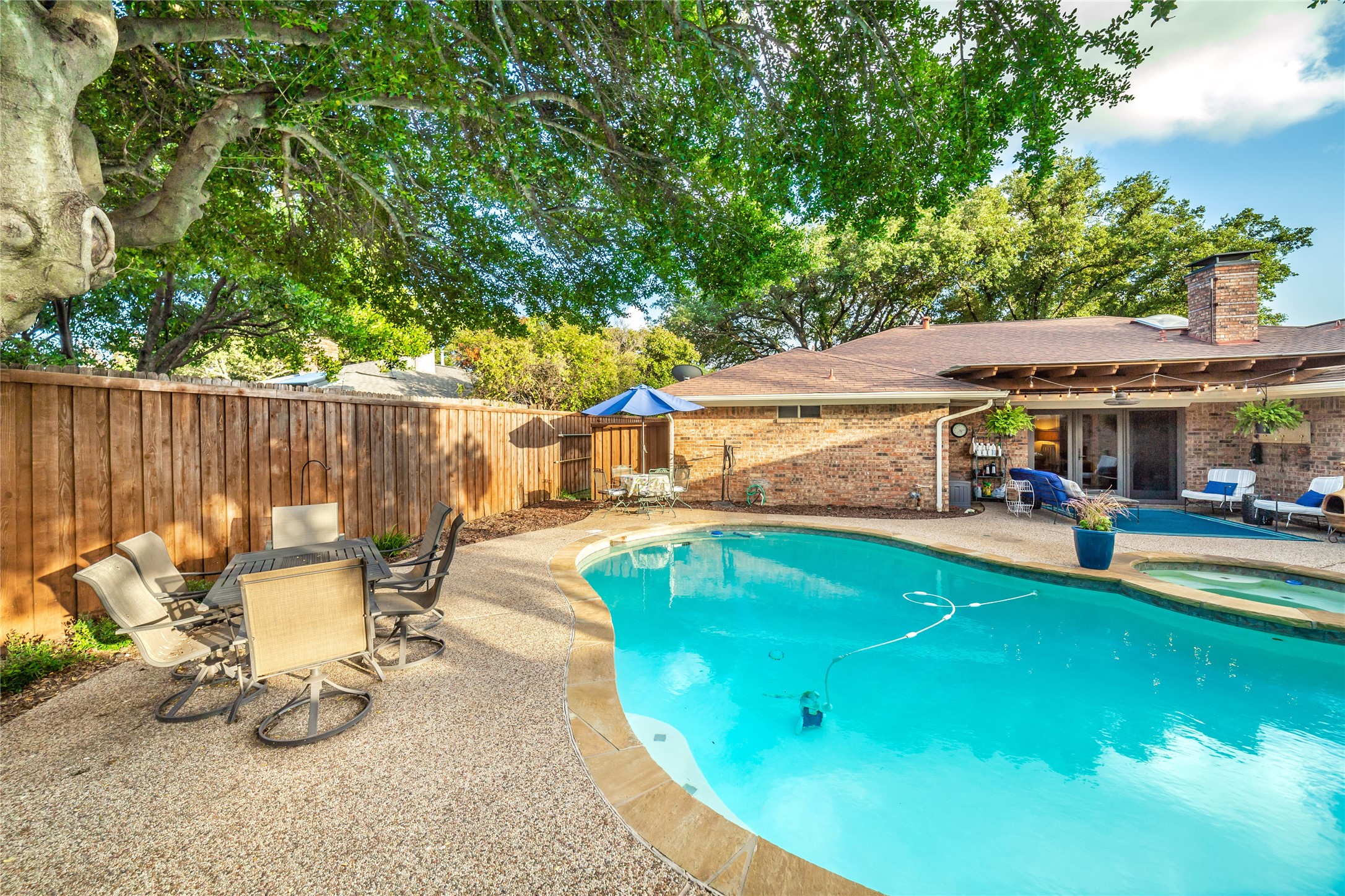 2373 Monticello Circle Plano TX 75075