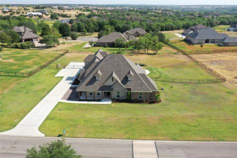 135 Club House Drive Weatherford TX 76087