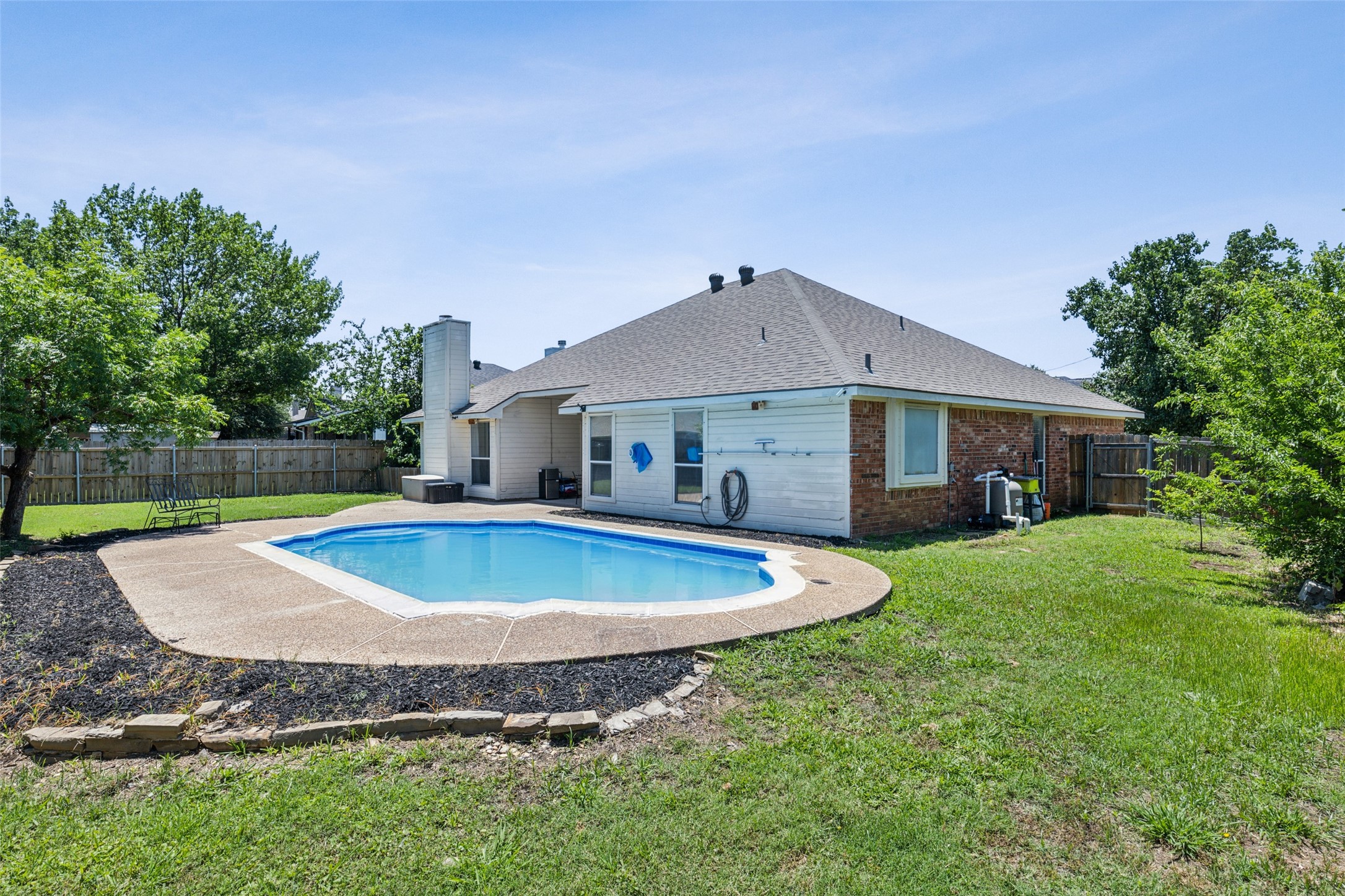 522 Ridgewood Street Lake Dallas TX 75065