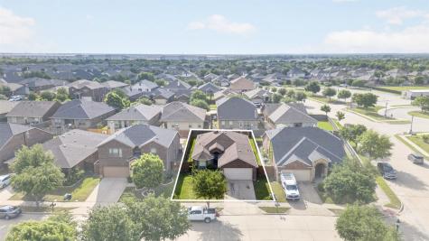 2003 Carriage Road Heartland TX 75126