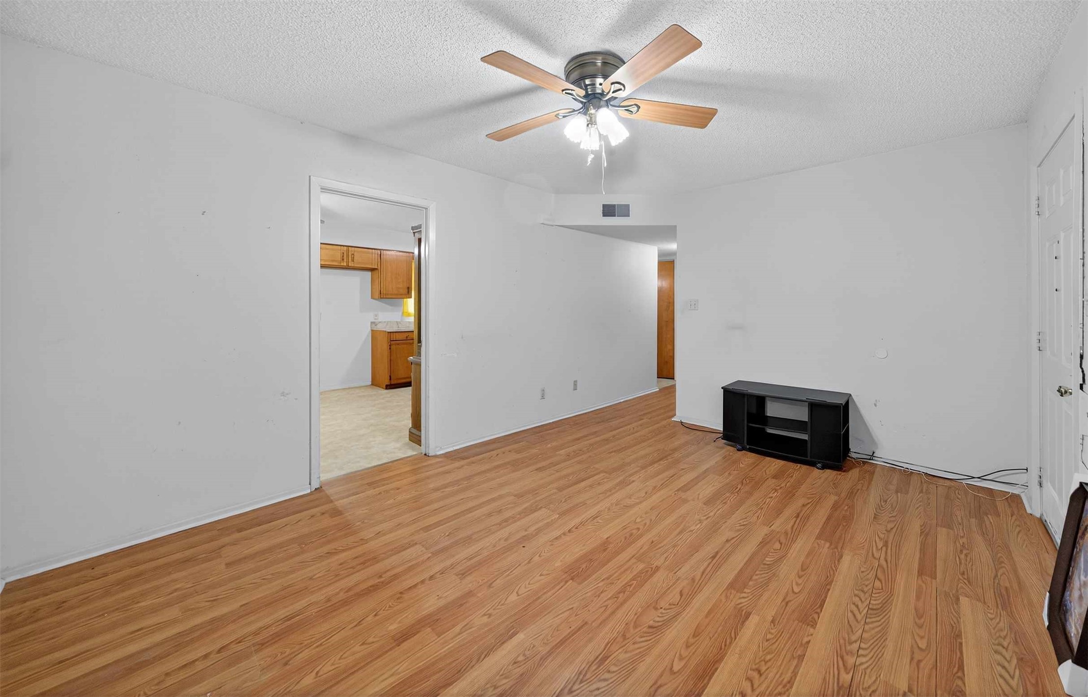 17092 Fm 317 Chandler TX 75758
