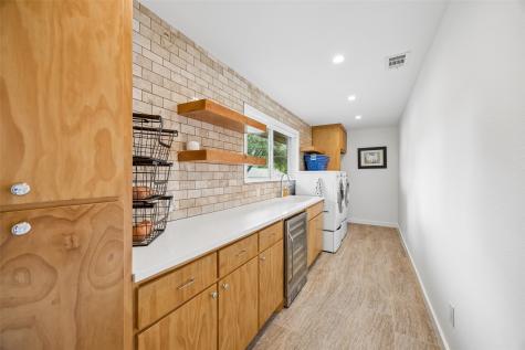 804 S Weatherred Drive Richardson TX 75080