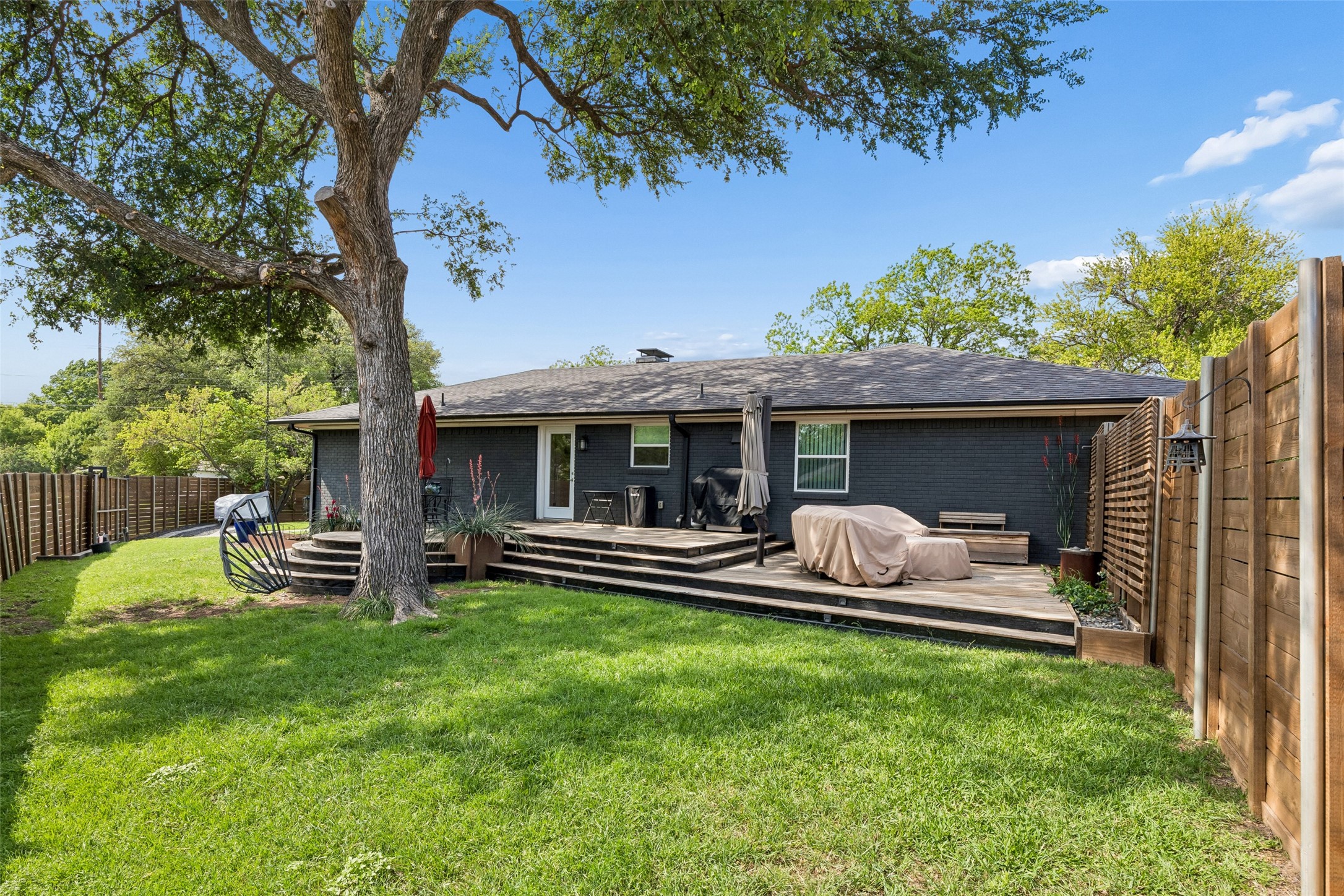 804 S Weatherred Drive Richardson TX 75080
