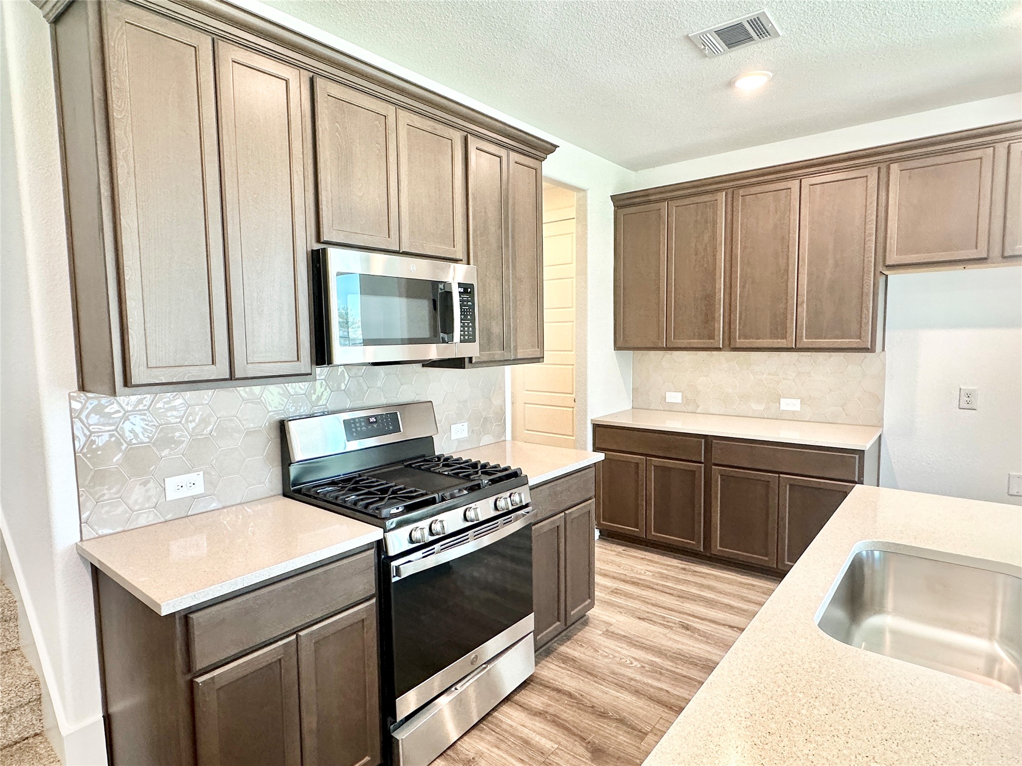 1356 Orange Blossom Court Gainesville TX 76240