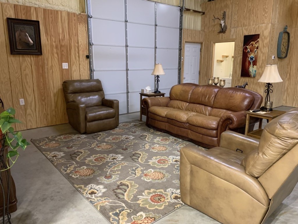 5613 County Road 803 Joshua TX 76058