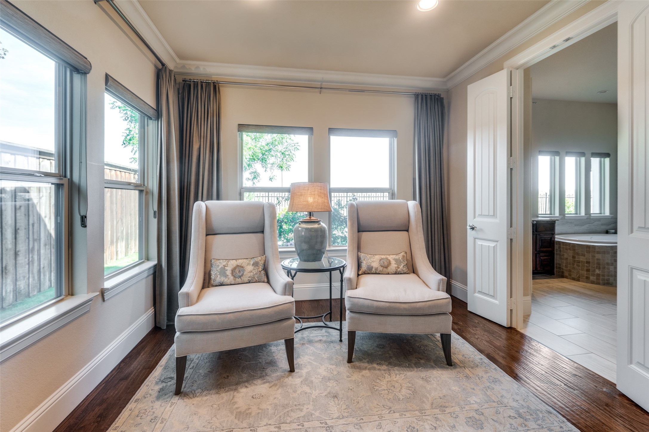 631 Creekway Drive Irving TX 75039