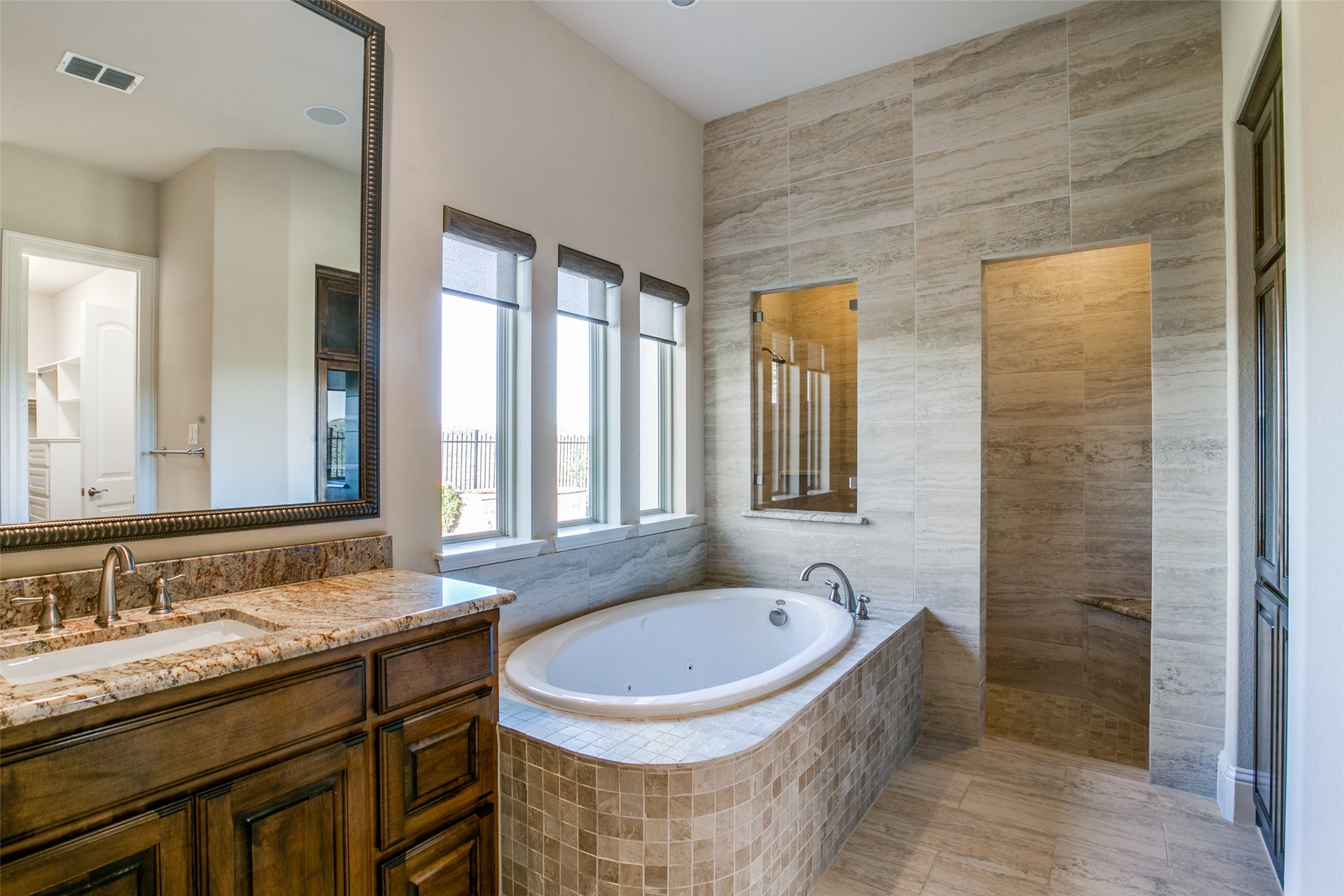 631 Creekway Drive Irving TX 75039