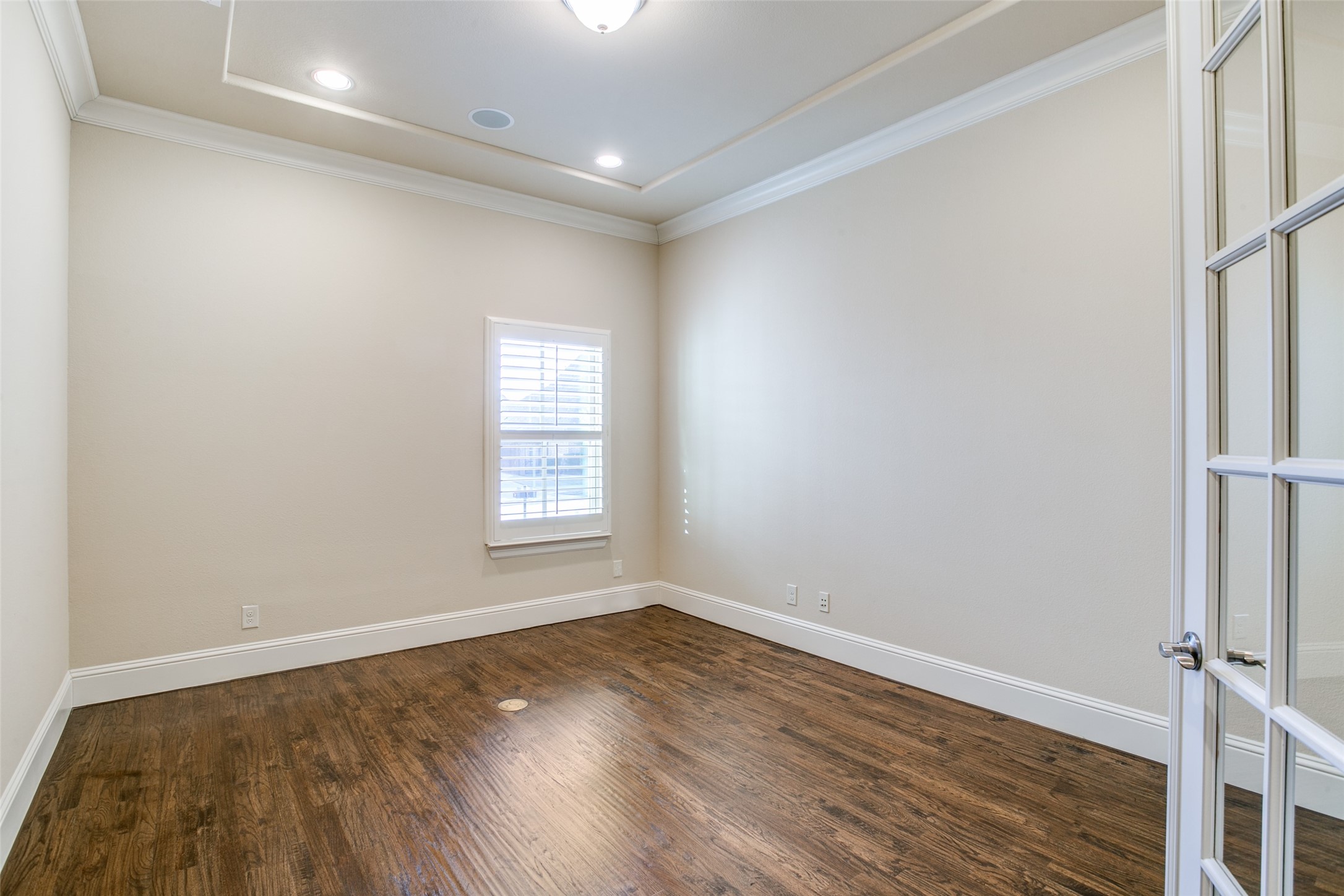 631 Creekway Drive Irving TX 75039