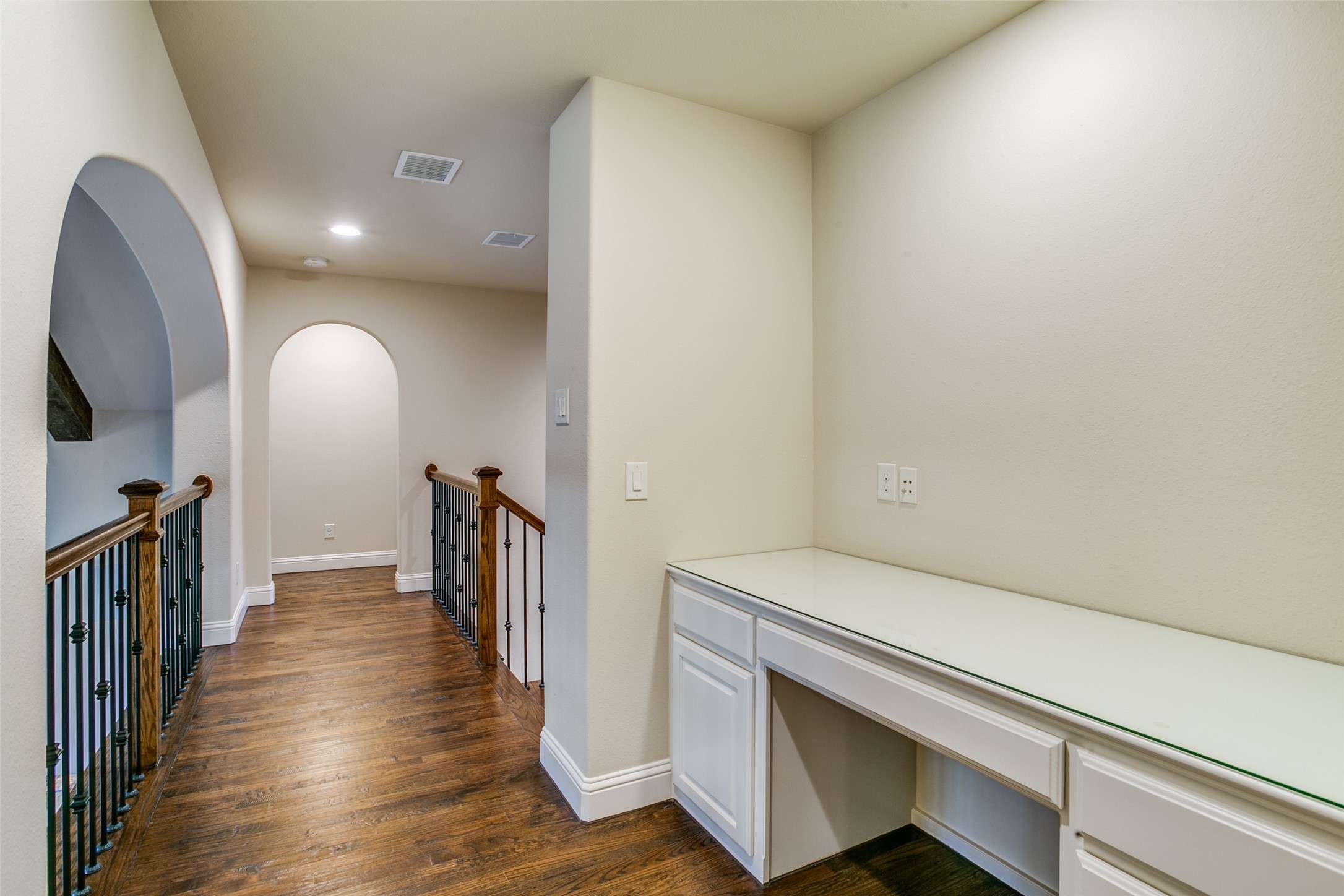 631 Creekway Drive Irving TX 75039