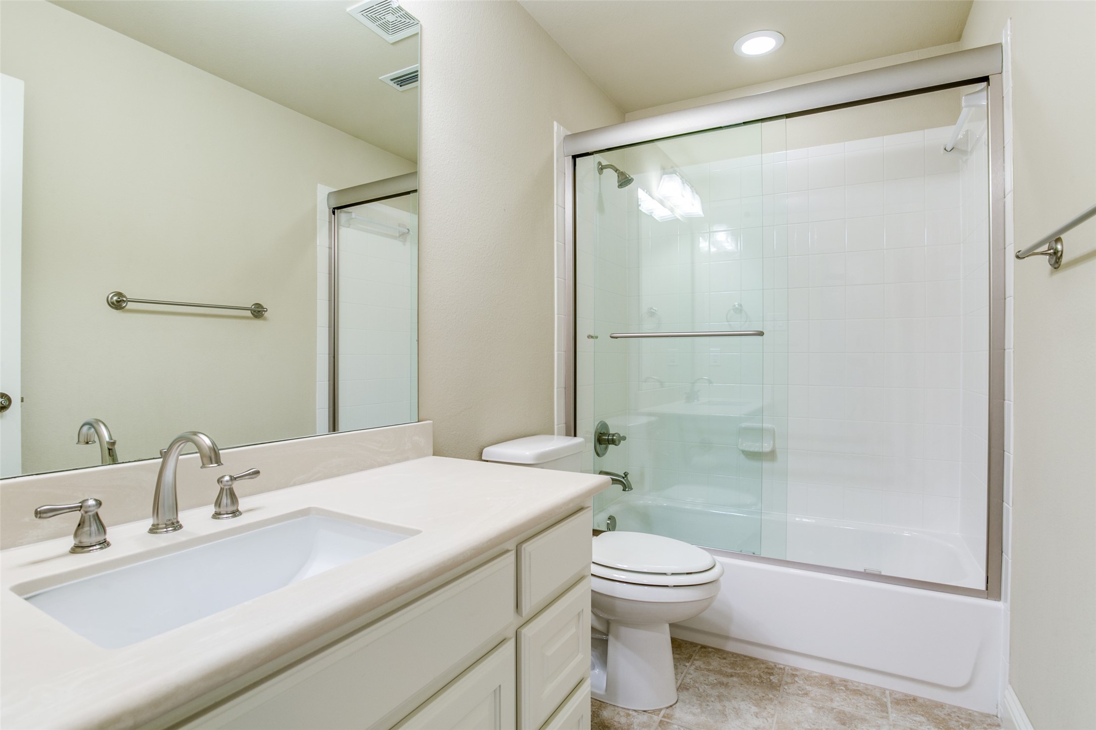 631 Creekway Drive Irving TX 75039