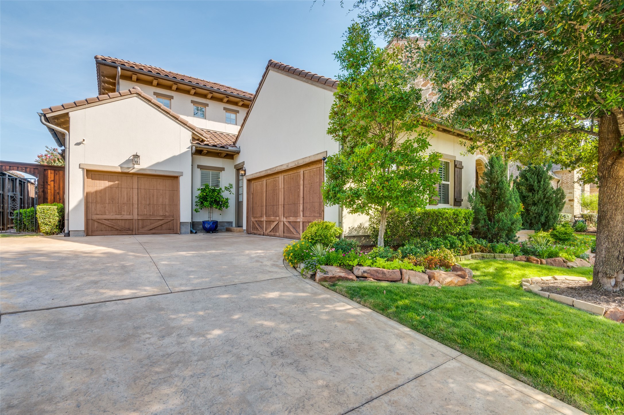 631 Creekway Drive Irving TX 75039