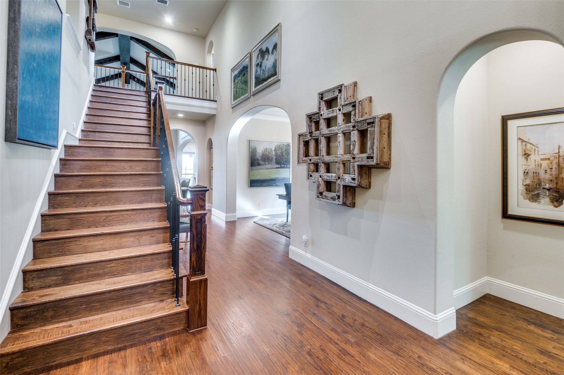 631 Creekway Drive Irving TX 75039