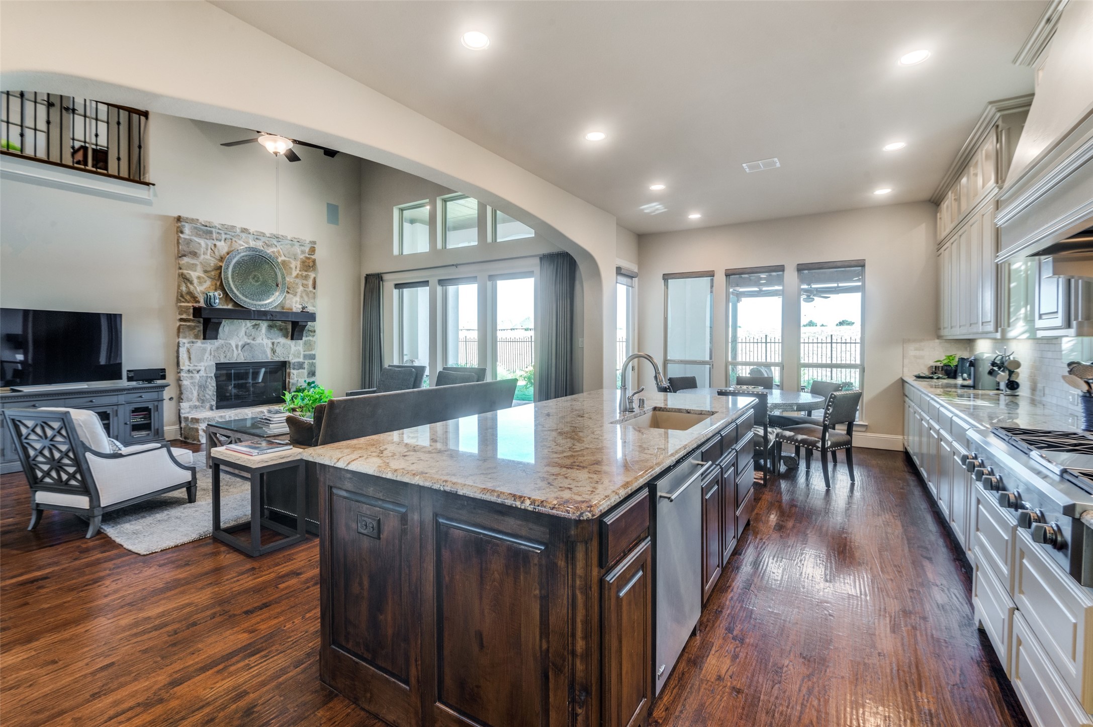 631 Creekway Drive Irving TX 75039