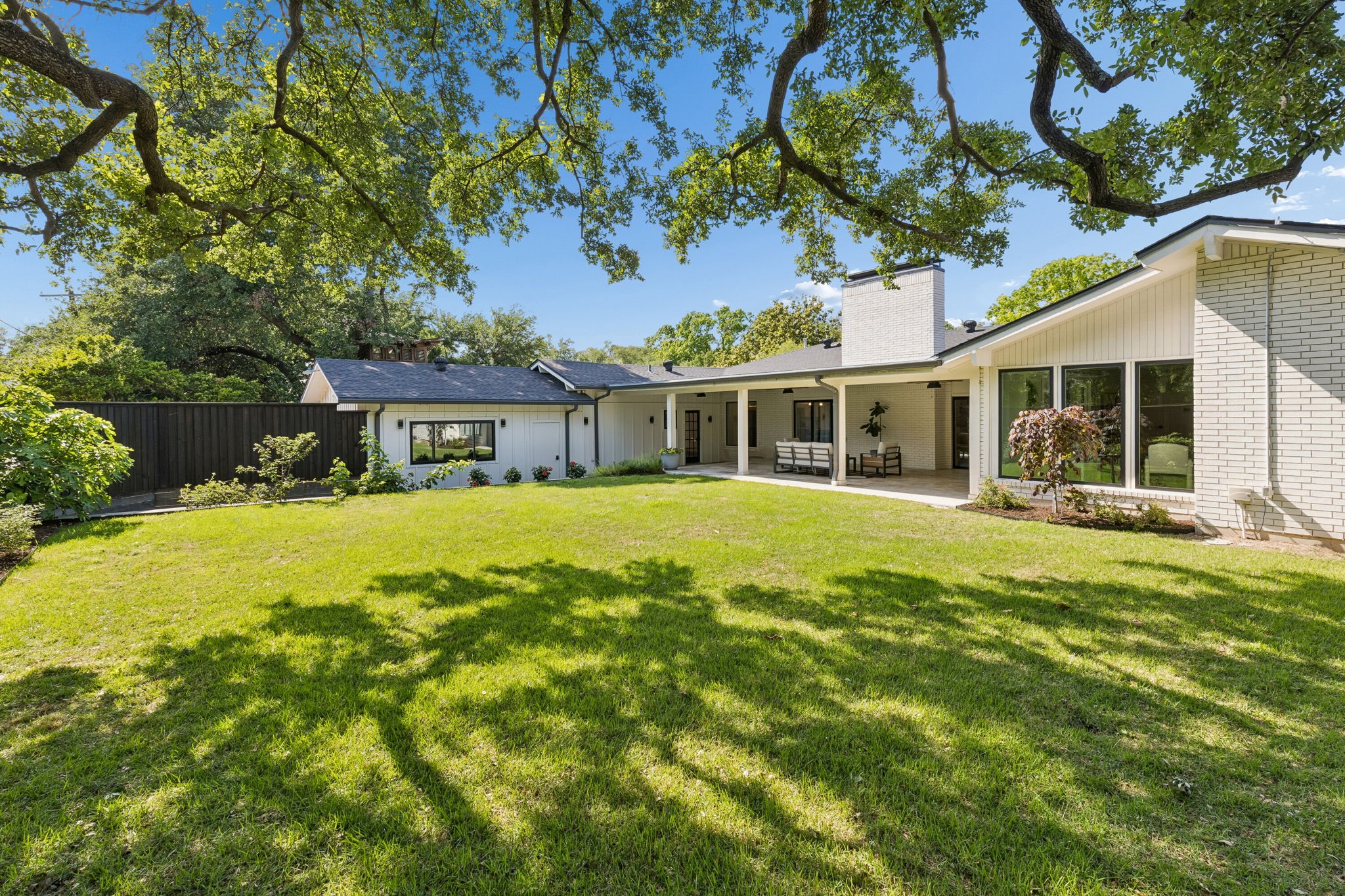 7424 Stonecrest Drive Dallas TX 75254