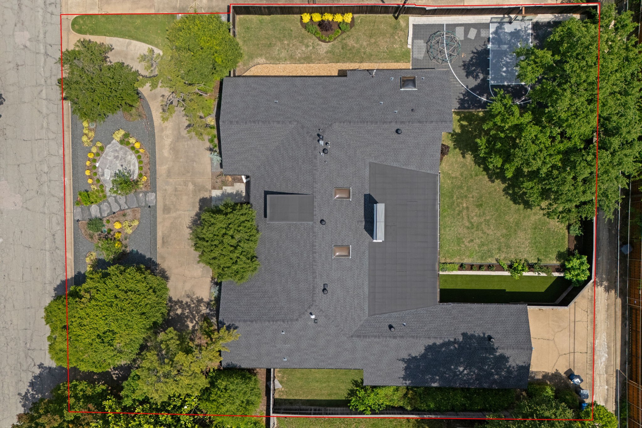 7424 Stonecrest Drive Dallas TX 75254