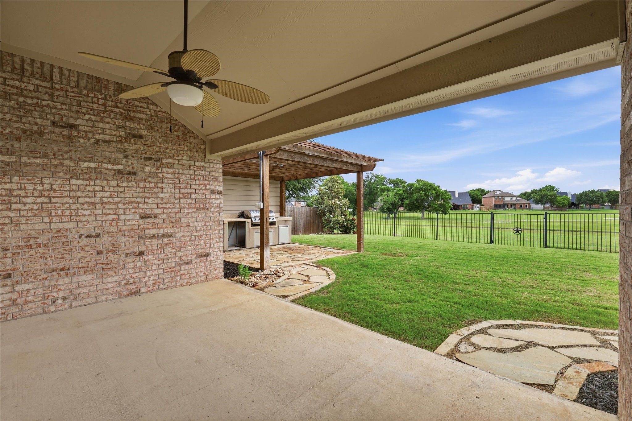 5405 Parkplace Drive Denton TX 76226