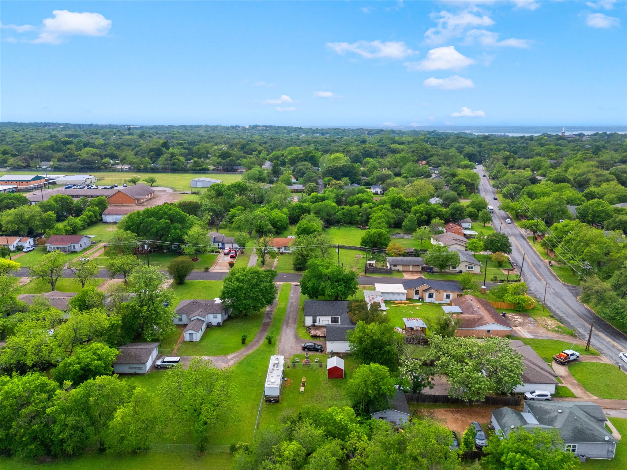 2433 N 42nd Street Waco TX 76710