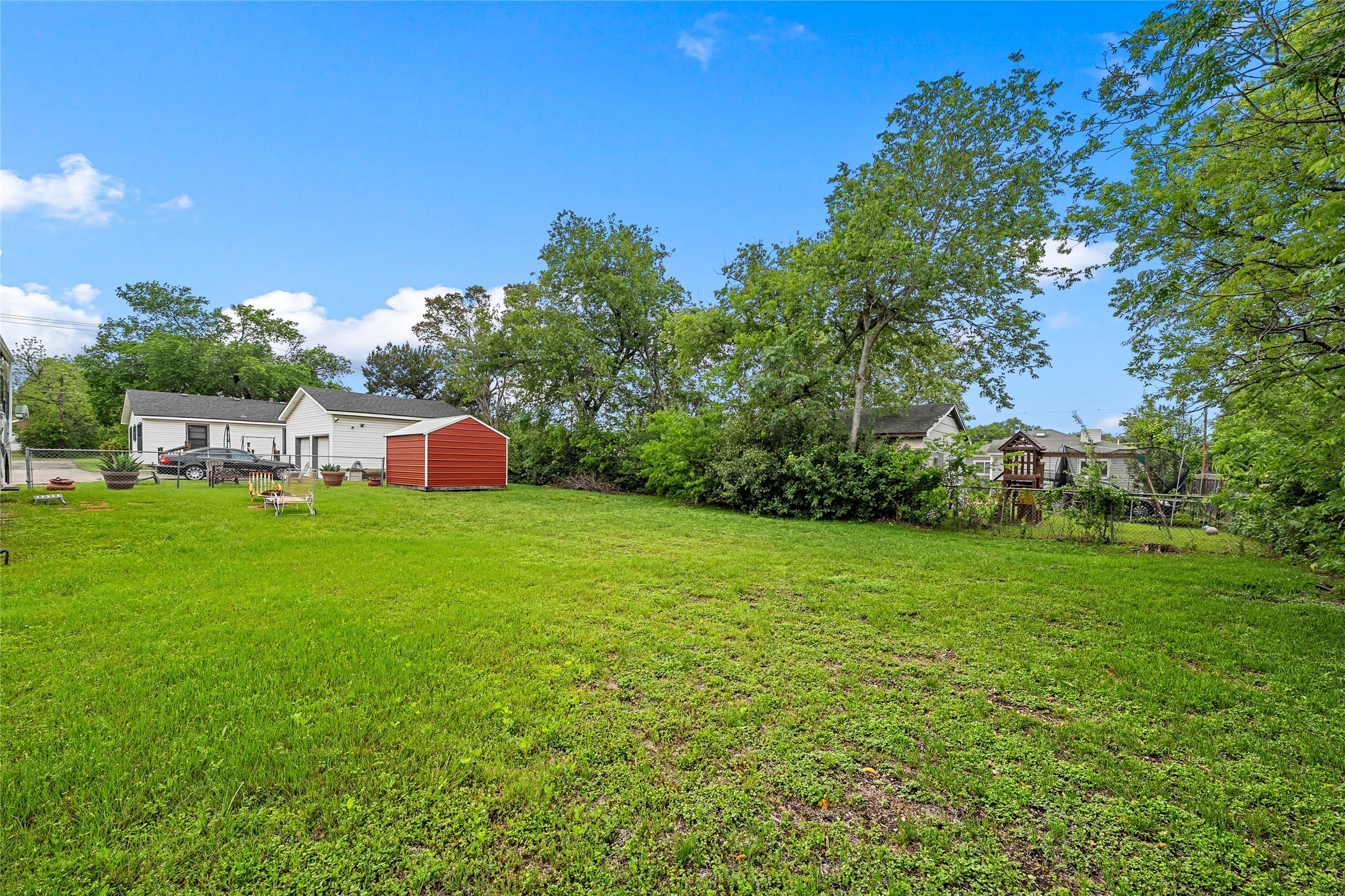 2433 N 42nd Street Waco TX 76710
