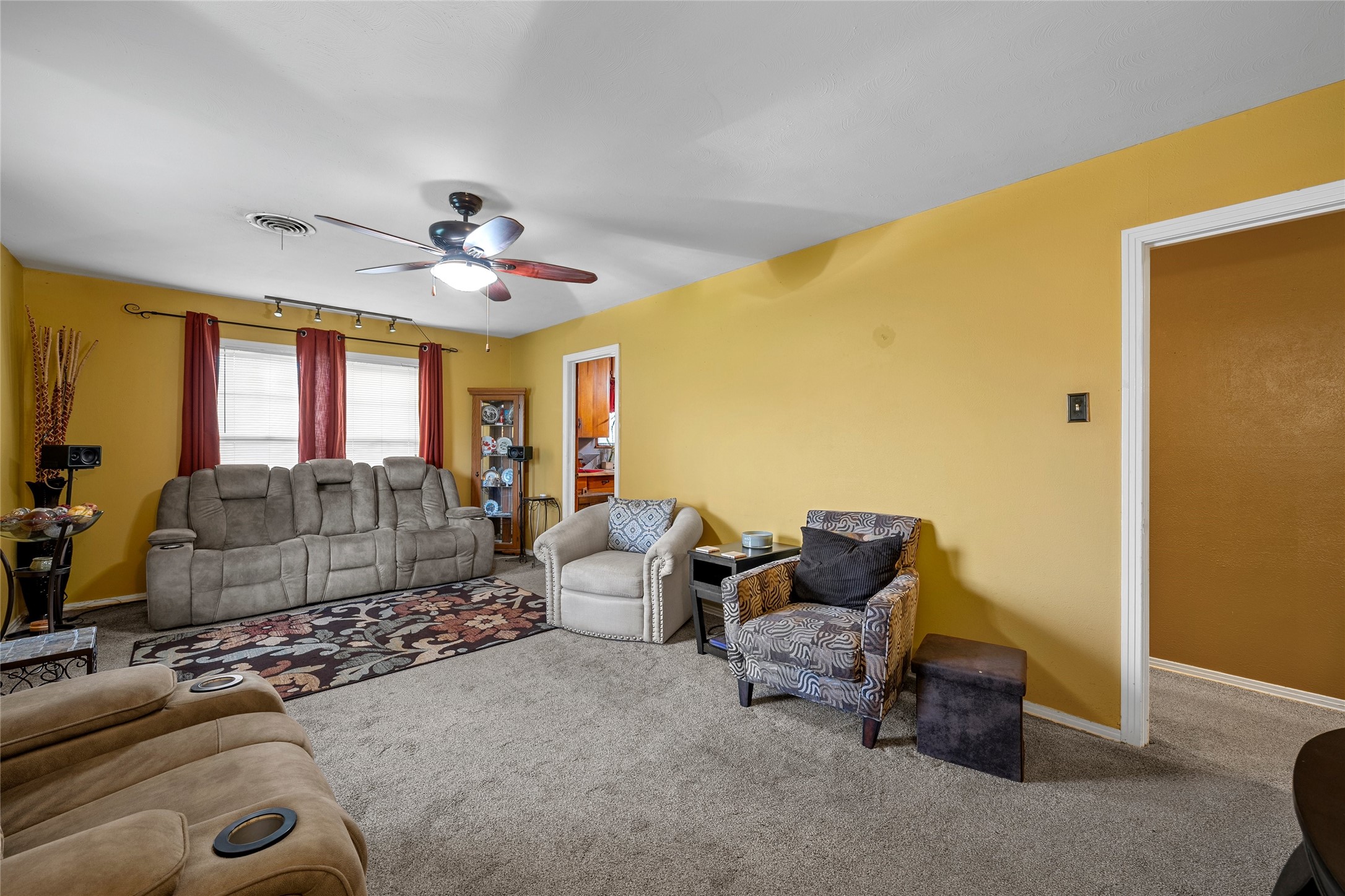 2433 N 42nd Street Waco TX 76710