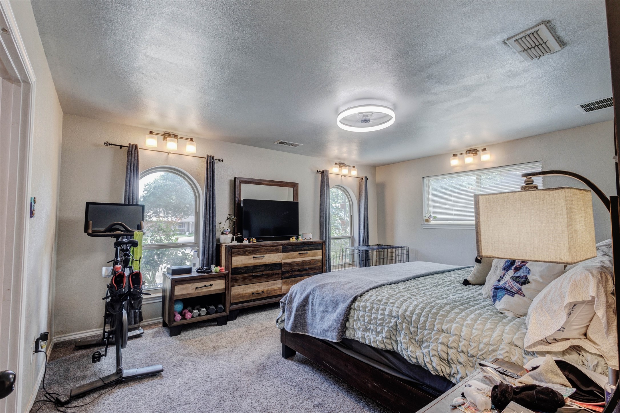 7725 Woodside Hill Fort Worth TX 76179