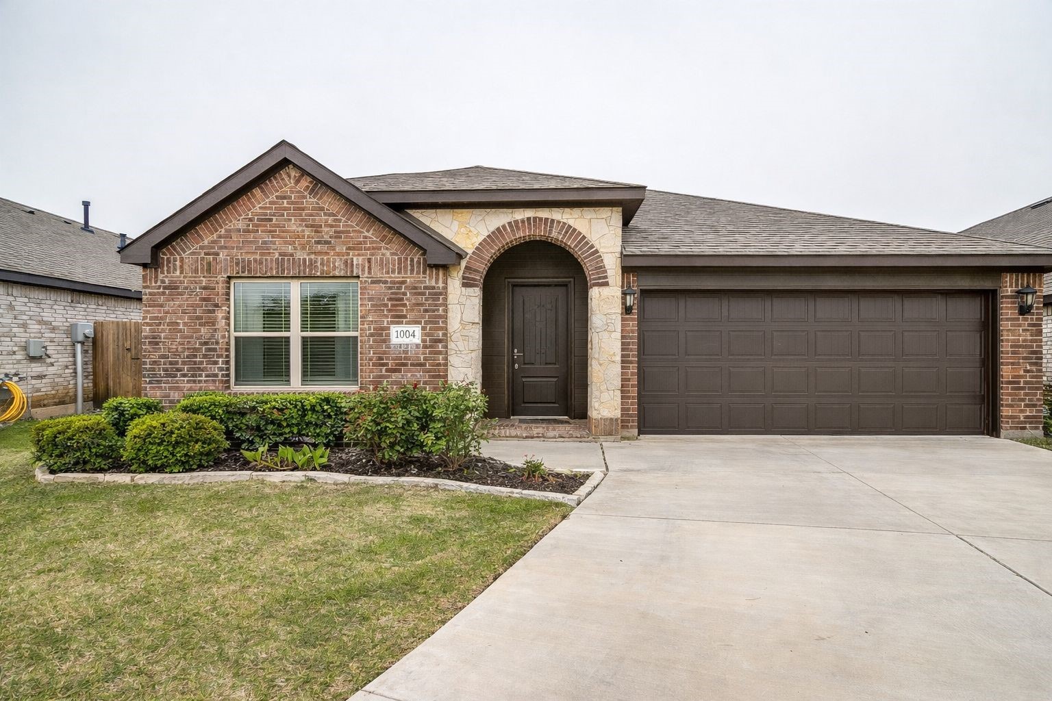 1004 Fairfax Drive Godley TX 76044