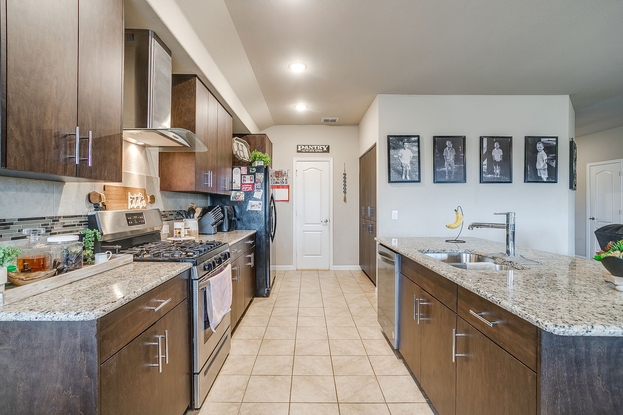 1004 Fairfax Drive Godley TX 76044