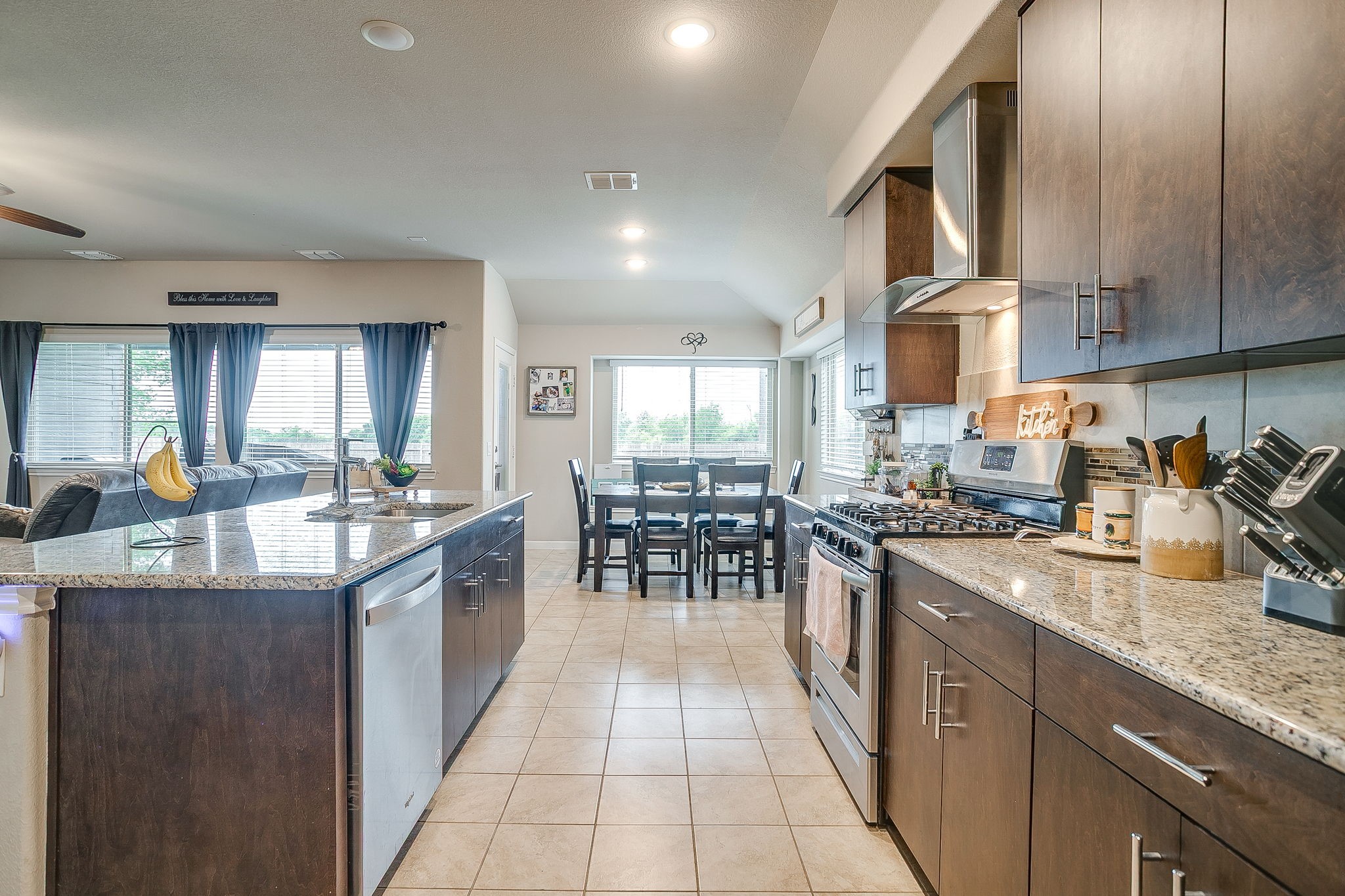 1004 Fairfax Drive Godley TX 76044