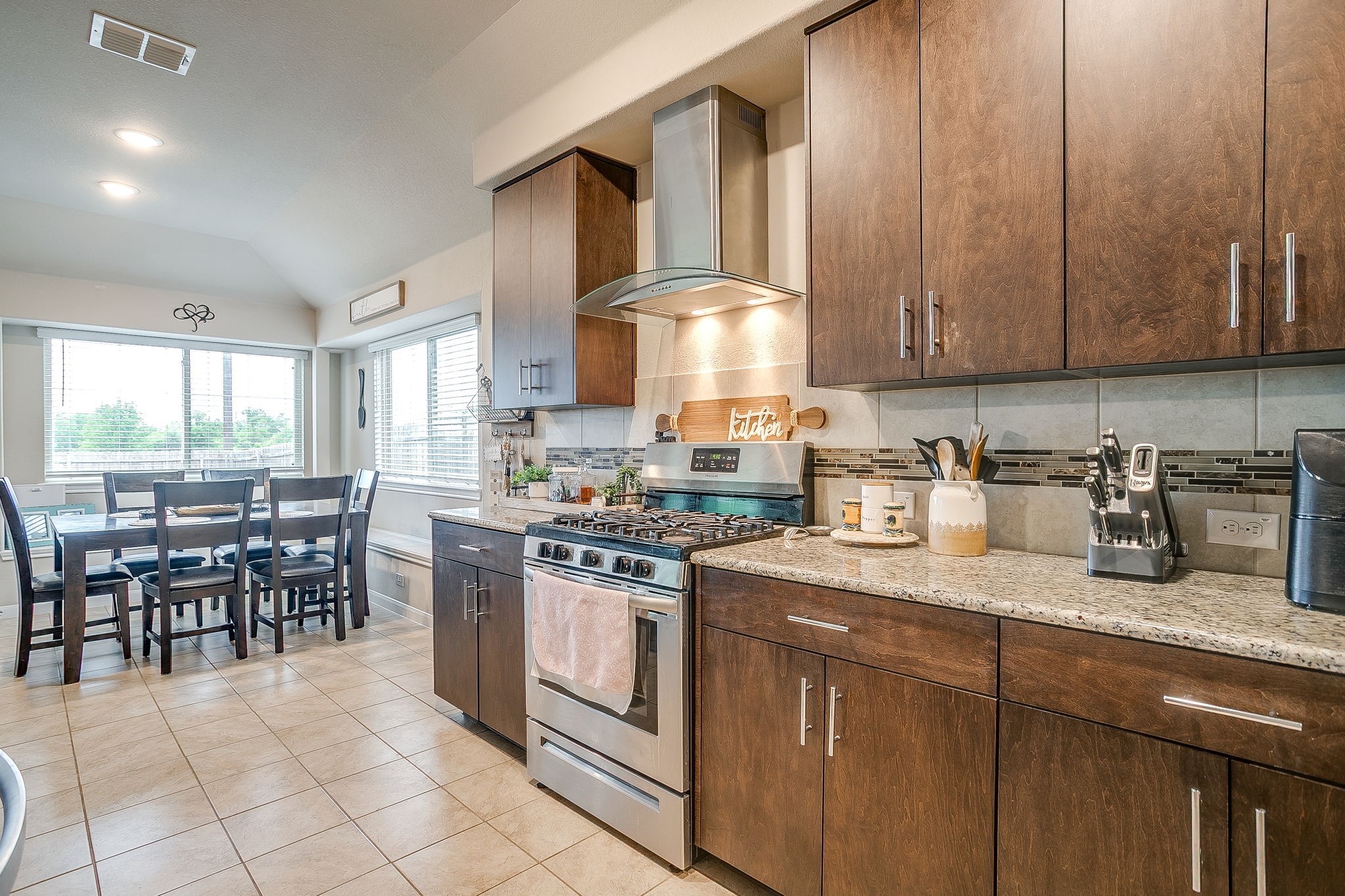 1004 Fairfax Drive Godley TX 76044