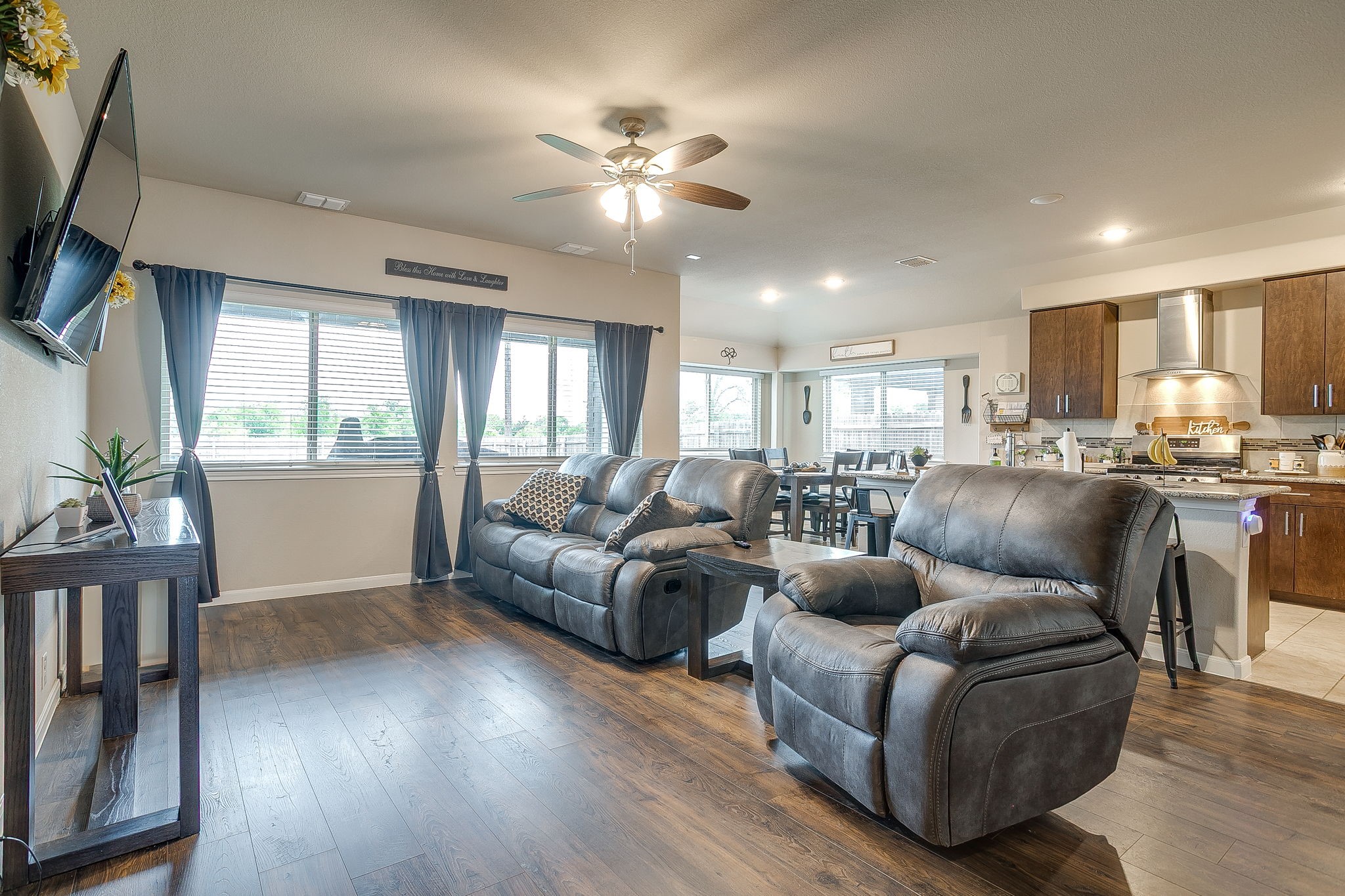 1004 Fairfax Drive Godley TX 76044