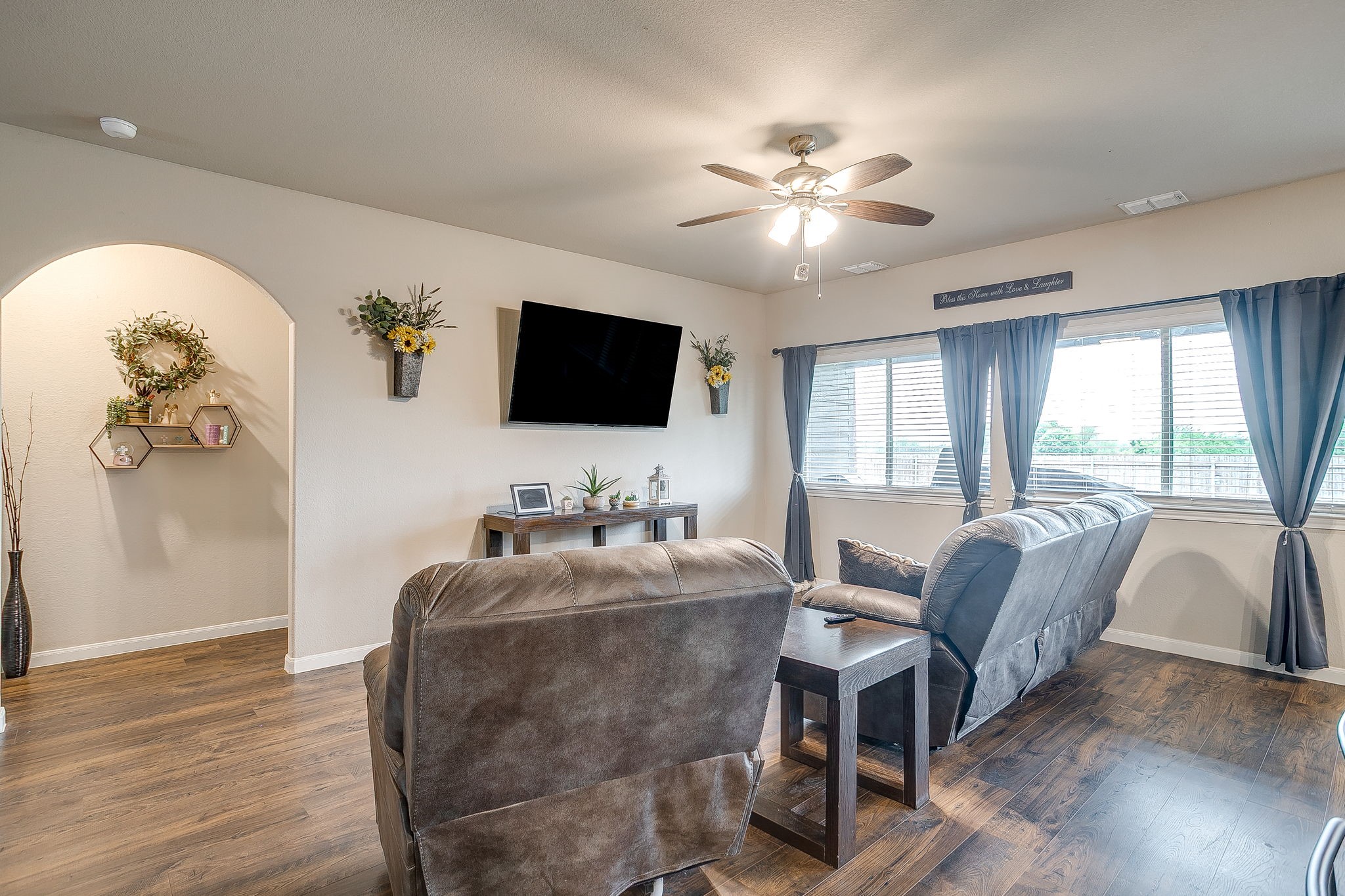 1004 Fairfax Drive Godley TX 76044