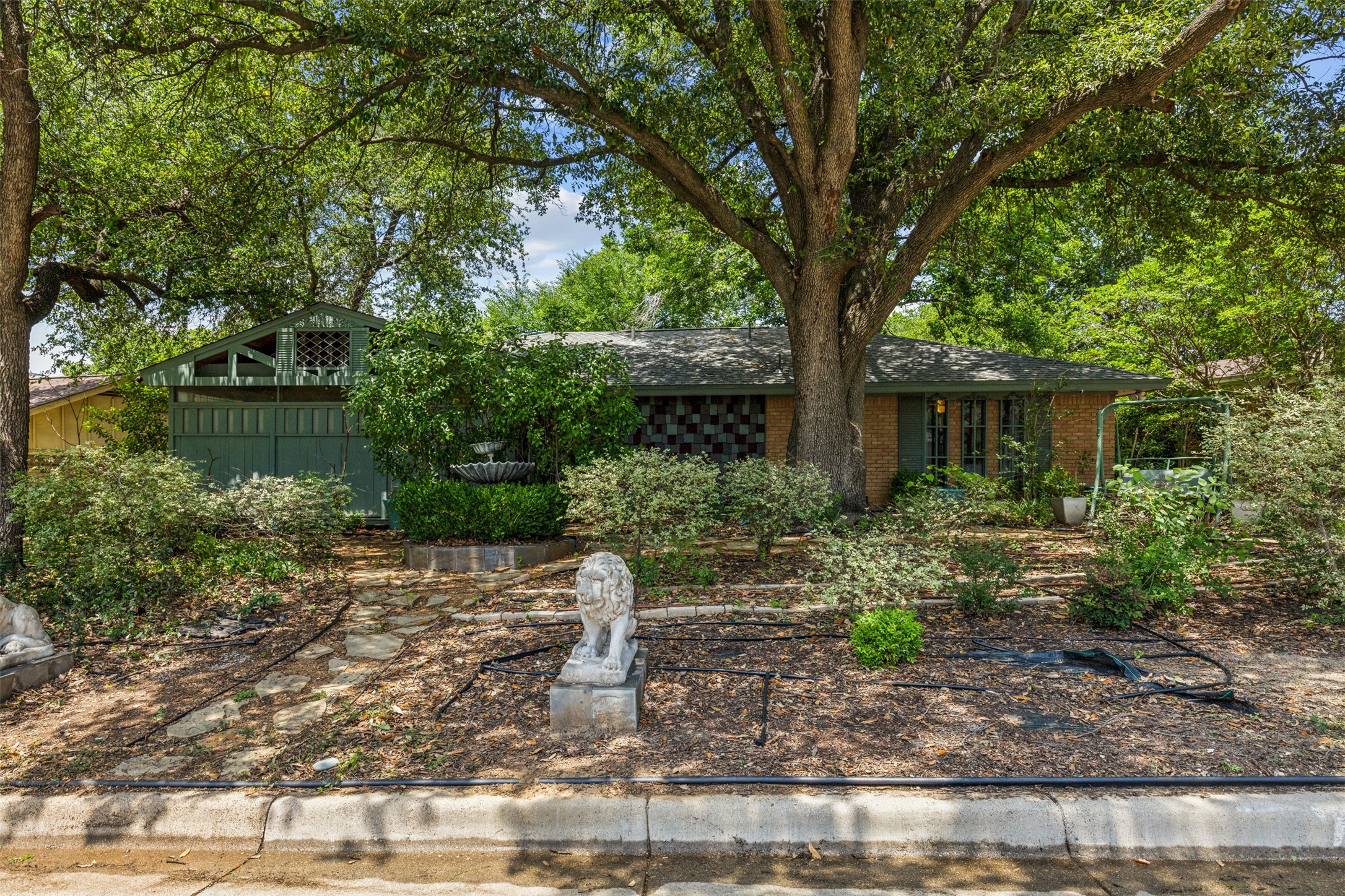 6116 Walla Avenue Fort Worth TX 76133