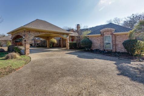 2814 Country Valley Road Garland TX 75043