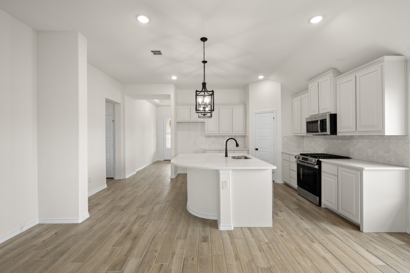 1009 Stonehaven Lane Crowley TX 76036