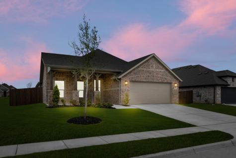 1009 Stonehaven Lane Crowley TX 76036