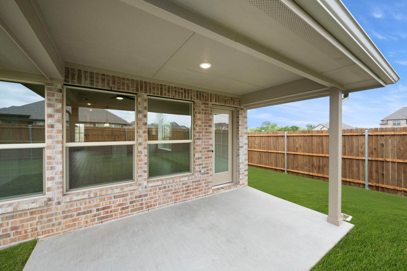 1009 Stonehaven Lane Crowley TX 76036