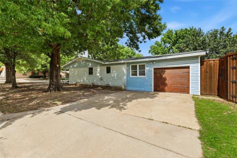 588 Pine Street Lewisville TX 75057