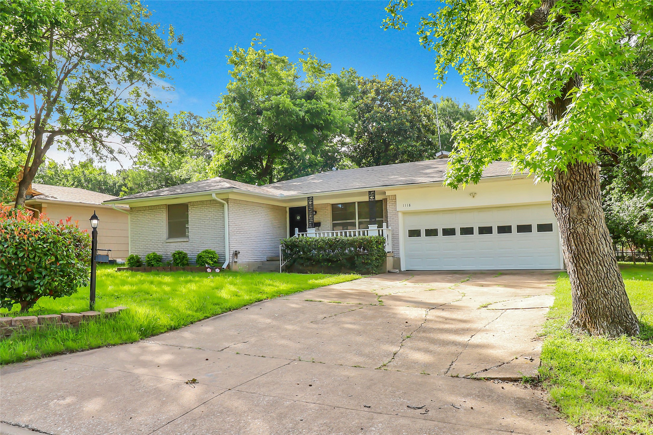 1118 W Mcgee Street Sherman TX 75092