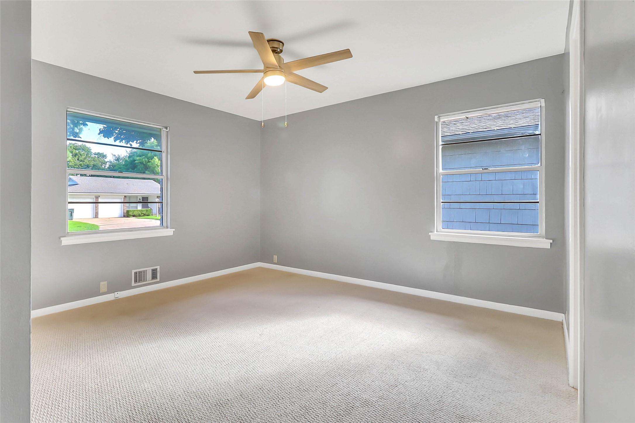 1118 W Mcgee Street Sherman TX 75092