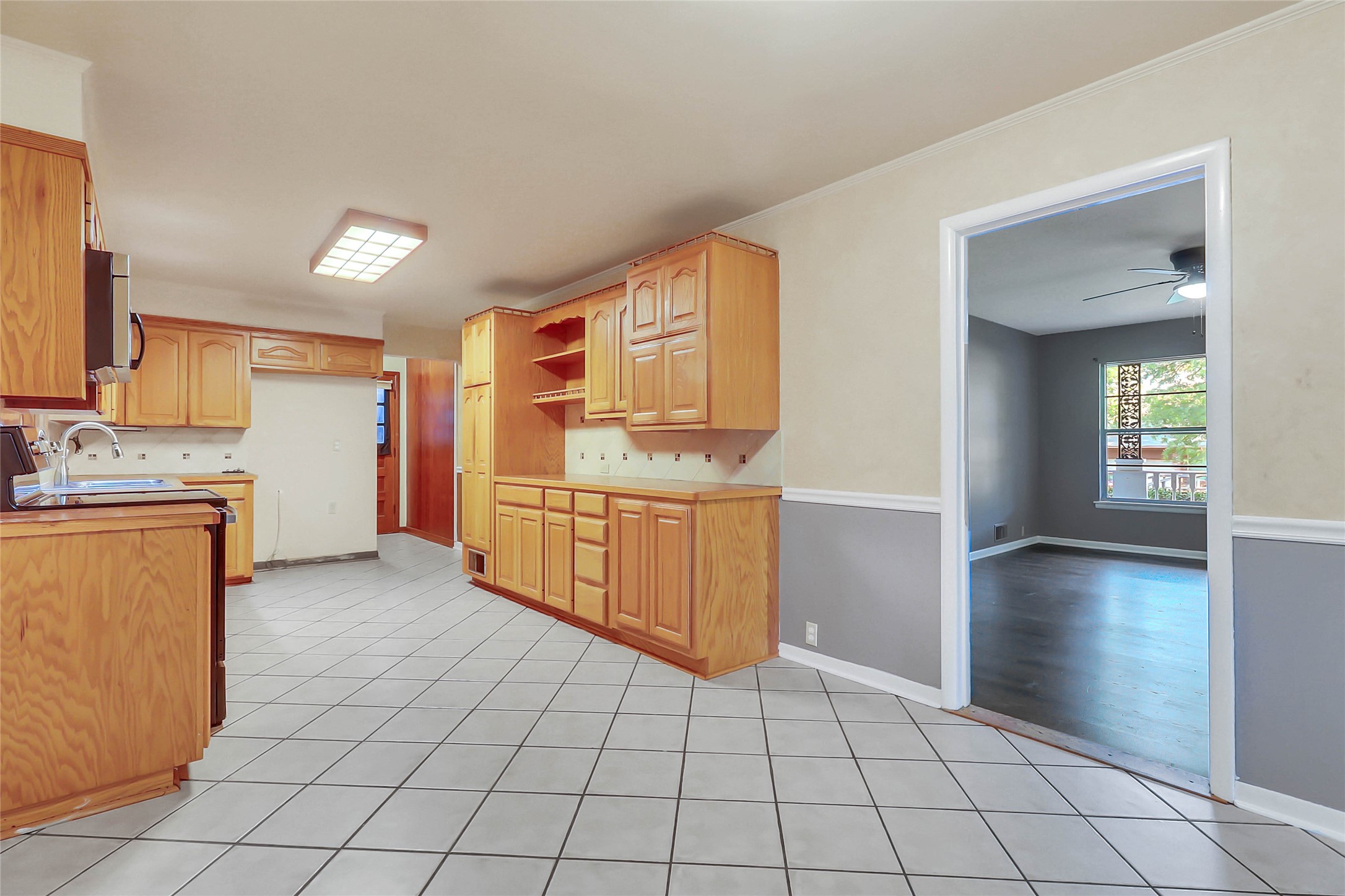 1118 W Mcgee Street Sherman TX 75092
