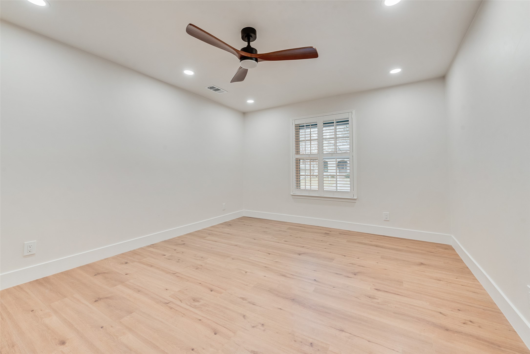 9726 Dartridge Drive Dallas TX 75238